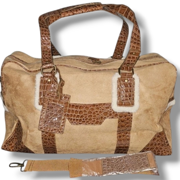 BATH & BODY WORKS | FAUX SUEDE LEATHER WITH SHERPA TRIM DUFFLE TRAVEL BAG - Picture 1 of 16